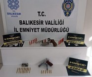 Balikesir'de Polisten 74 Sahsa Narkotik Operasyonu