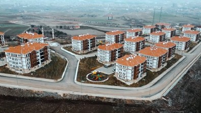 Deprem evleri müjdesi! Bakan Özhaseki: 200 bin konutu teslim edeceğiz