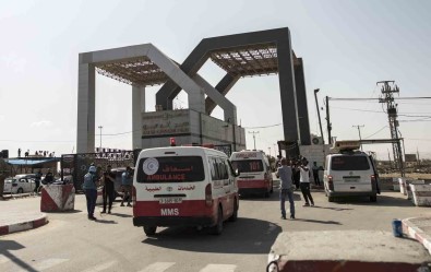 Gazze'den Misir'a 335 Yabanci Ülke Vatandasi Ve 76 Yarali Filistinli Geçti