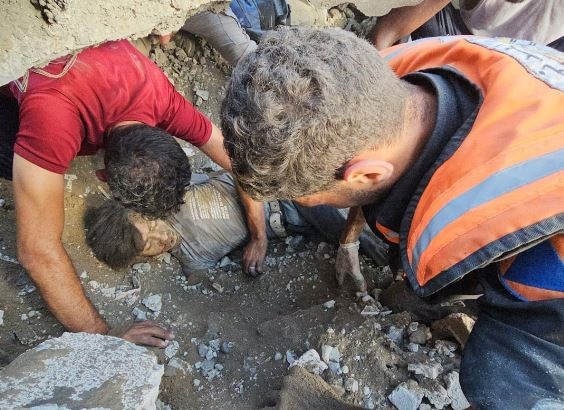 İsrail, Cibaliye Mülteci Kampı'nı yine vurdu