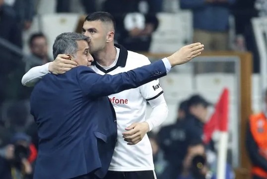 Beşiktaş'ta ayrılık! Burak Yılmaz istifa etti
