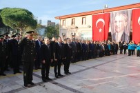 Ulu Önder Atatürk, Izmir'in Ilçelerinde Törenlerle Anildi