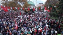 Binlerce Kisi Filistin Için Edirnekapi'dan Sultanahmet'e Kadar Yürüdü