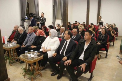 Sivas'ta 'Sehirli Kadinlar Dernegi' Genel Kurul Toplantisi Gerçeklestirdi