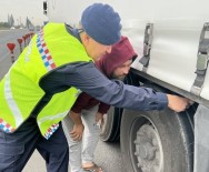 Jandarma 55 Aracin Trafige Uygunlugunu Denetledi