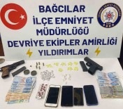 Bagcilar'da Uyusturucu Denetiminde Araçtan 13,44 Gram Tas Kokain Çikti