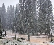 Bartin Ve Zonguldak'ta Mevsimin Ilk Kar Yagisi Basladi