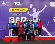 Erzincanli Badmintoncular, Samsun'dan Madalyalarla Döndüler
