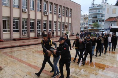 Silahli Saldiri Olayinda 5 Süpheli Adliyeye Sevk Edildi