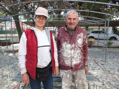 Balikesir'de Yalçin Çifti Minare Tamiri Ile Ekmegini Kazaniyor