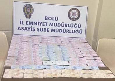 Kumar Oynanan 5 Is Yerine Baskin Açiklamasi 23 Kisiye 93 Bin Lira Ceza