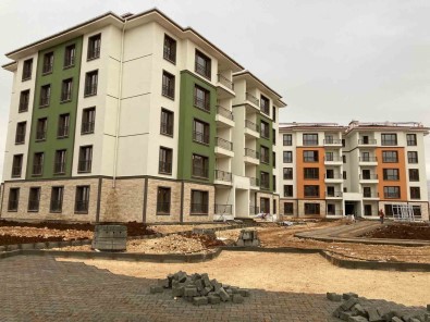 Adiyaman Valisi Varol Açiklamasi 'Agir Hasarlari Binalarin Yüzde 75'I Yikildi'