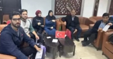 Dışişleri Bakanlığı: 44 Türk vatandaşı Gazze'den çıkarıldı