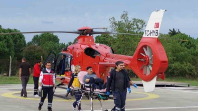 Kalp Krizi Geçiren Vatandas Için Ambulans Helikopter Havalandi