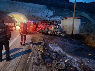 Malatya'da Iki Ayri Trafik Kazasinda 3 Kisi Yaralandi
