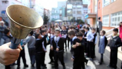 Ara tatil bitti: Öğrenciler yarın dersbaşı yapacak