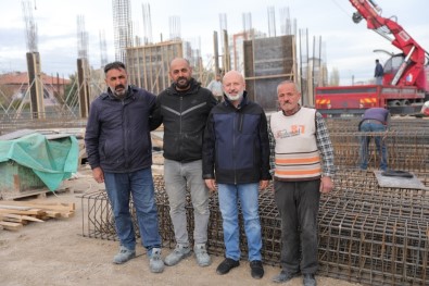 Baskan Çolakbayrakdar Açiklamasi 'Dönüsümle Vatandaslarimiza Söz Vermis Oldugumuz Konutlarin Hepsini Teslim Ettik'