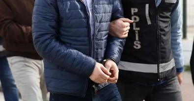 İstanbul'da dolandırıcılık operasyonunda yakalanan 10 şüpheliden 5'i tutuklandı