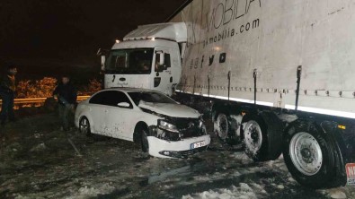 Van'da Kar Yagisi Kazayi Beraberinde Getirdi