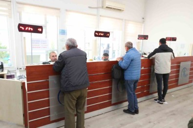 Merkezefendi'de Vezneler Hafta Sonu Da Hizmet Verecek