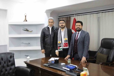 Bayram Açiklamasi ''Dünyada Ilk Defa Bir Siyasi Aday Olarak Projelerimizi Yapay Zeka Destekli Çalistik''