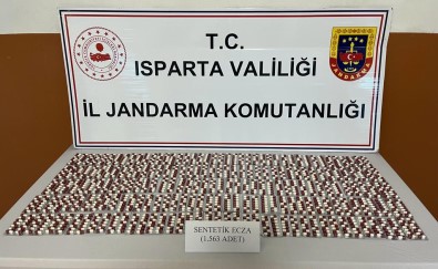 Isparta'da Patates Çuvallarinin Altina Gizlenmis Bin 563 Uyusturucu Madde Ele Geçirildi