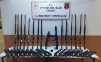 Jandarma 45 Adet Faturasiz Ve Seri Numarasiz Tüfek Ele Geçirdi