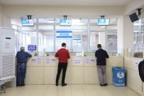 Pamukkale'de Vezneler Hafta Sonu Da Açik