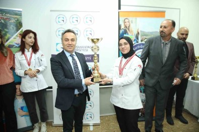 TOGÜ Rektörü Yilmaz, Gastro Antalya 2023'Te Ödül Alan Ögrencilerle Bir Araya Geldi