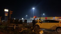 Balikesir'de Iki Otomobil Çarpisti Açiklamasi 1 Ölü, 2 Yarali