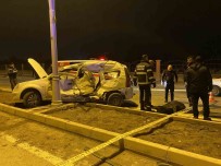 Erzincan'da Trafik Kazasi Açiklamasi 2 Ölü 4 Yarali