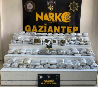 Gaziantep'te 41 Kilo Skunk Ve Metamfetamin Ele Geçirildi