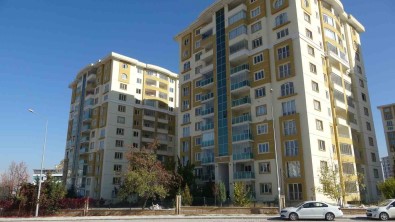 Deprem Öncesi 6 Milyona Satilan Daireler 1 Milyona Alici Bulamiyor