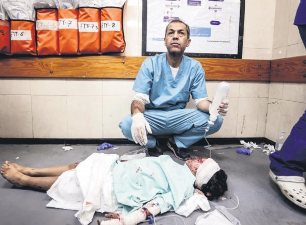 Kan emici Siyonist! Gazze'de sivillerin yaşadığı binalar hedef alındı, 300 nokta vuruldu