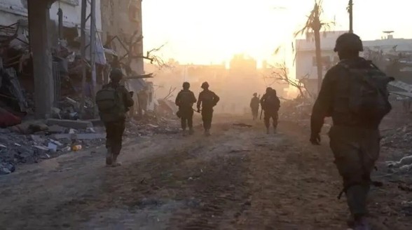 Katil İsrail ordusundan kaçan kaçana! Tehditle tutuyorlar: Size en ağır cezayı veririz!