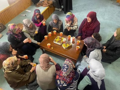 Konursulu Kadinlar 'Kadina Yönelik Siddete Karsi Uluslararasi Mücadele Günü' Hakkinda Bilgilendirildi