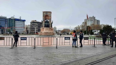 Taksim Meydani Bariyerlerle Kapatildi
