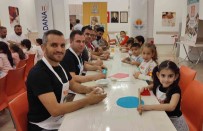 Babalar Ve Çocuklar Mutfakta