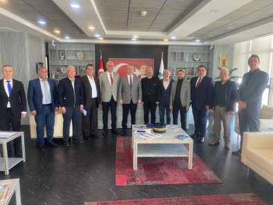 Manisa'da Ne Soför Esnafi Ne De 65 Yas Üstü Magdur Edilmeyecek