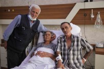 Oglunun Karacigeriyle Hayata Tutundu