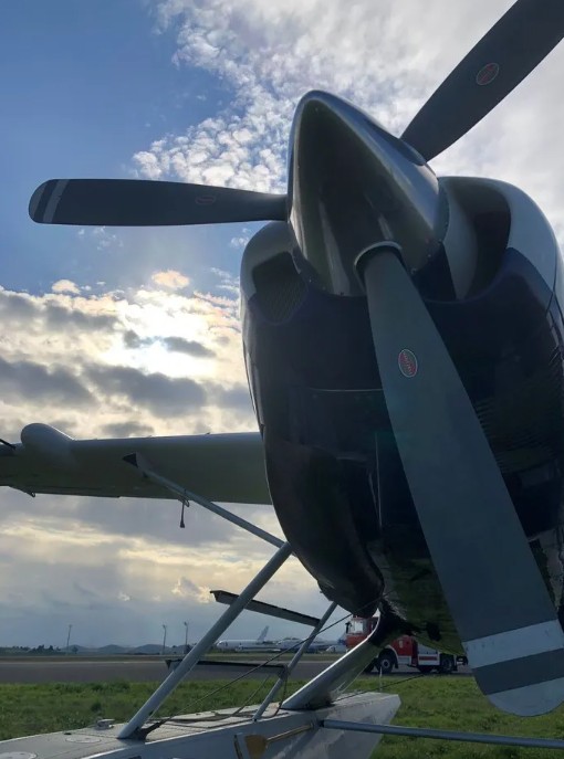 Atatürk Havalimanı'nda özel jet pistten çıktı!