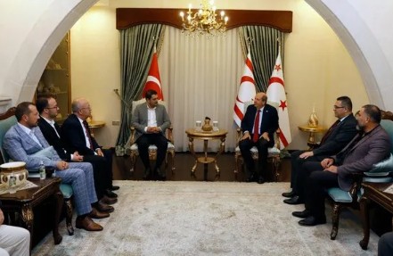 KKTC Cumhurbaşkanı Tatar, ANTSO heyetini kabul etti