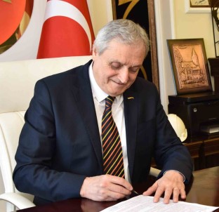 Baskan Bakkalcioglu, Siddet Ve Tacizi Önleme Belgesini Imzaladi