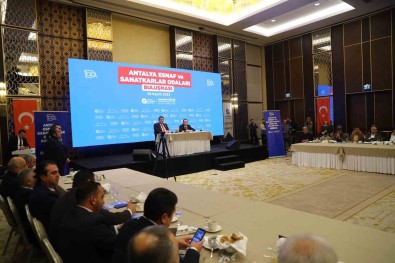 Baskan Böcek Açiklamasi'su Tarife Indirimiyle Esnafa Yillik 275 Milyonluk Destek Sagladik'