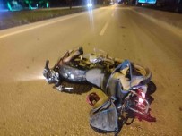 Biga'daki Kazada Motosiklet Sürücüsü Yaralandi