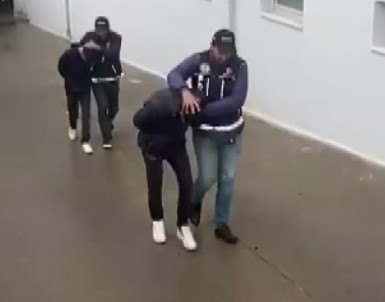 Adana'da 4 Torbaci Tutuklandi