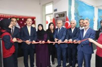 Depremde Hayatini Kaybeden Ögretmenin Ismi Kütüphaneye Verildi