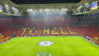 Galatasaray Taraftarindan 'Welcome To Hell' Koreografisi