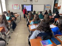 Liseli Gençlere Projeler Anlatildi