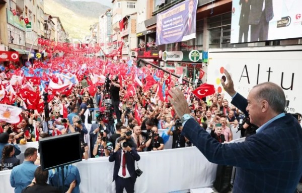 Başkan Erdoğan’dan aday profili talimatı: Karşılığı olmayan isimlerle vedalaşacağız